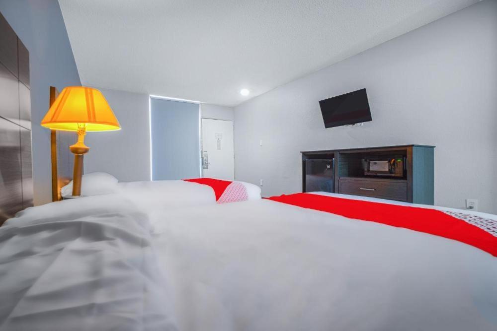 Stateline Stayovers Extended Stay Hotel تيكساركانا المظهر الخارجي الصورة